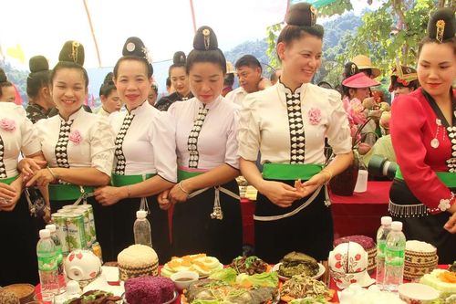 Đặc sắc Lễ hội mừng cơm mới của dân tộc Thái ở Điện Biên