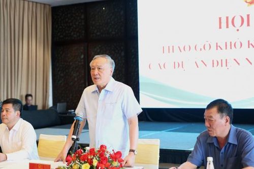 Xử lý dứt điểm những vướng mắc để các dự án điện năng lượng tái tạo sớm được triển khai