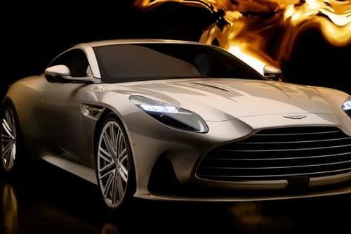 Siêu xe Aston Martin DB12 bản giới hạn với nội thất mạ vàng