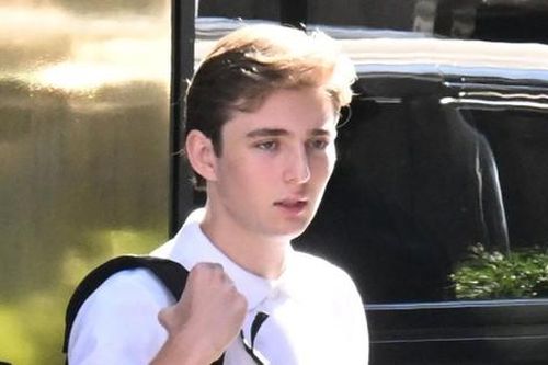 Ông Trump tiết lộ về Barron