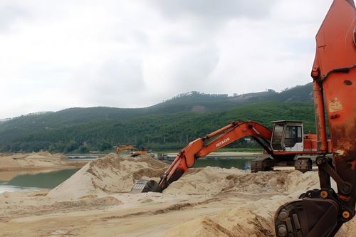 Đấu giá mỏ cát từ 1,2 tỷ lên 370 tỷ gây sửng sốt: Quảng Nam chỉ đạo kiểm tra