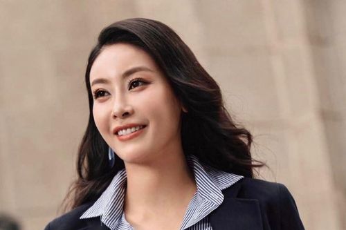 Ca sĩ Anh Thơ lơi lả trước cảnh sắc thôn quê, Hà Kiều Anh phong cách ngút ngàn