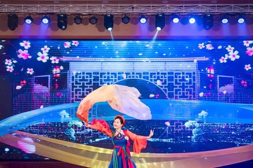 Những hình ảnh ấn tượng tại Hội thi nữ cán bộ công chức, viên chức, lao động duyên dáng và tài năng