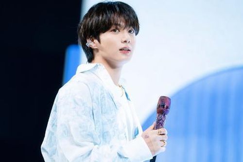 JungKook chi hơn 10 tỷ đồng để mua quà tặng fan
