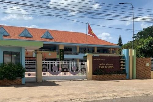 Vụ suất ăn 30.000 đồng ở Bà Rịa – Vũng Tàu chỉ có 2 miếng chả: Hiệu trưởng xin nghỉ việc