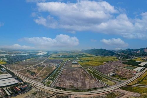 Bắc Giang: Ra mắt bộ máy hành chính cấp huyện mới vào đầu tháng 12/2024