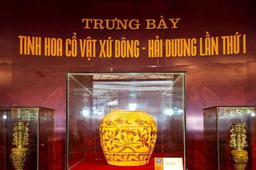Giới thiệu 'tinh hoa cổ vật Xứ Đông'