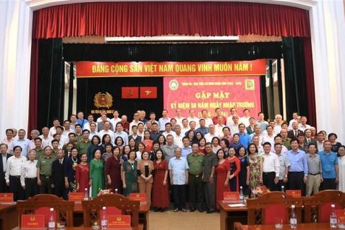 Khóa D6 Học viện An ninh nhân dân gặp mặt nhân kỷ niệm 50 năm ngày tựu trường