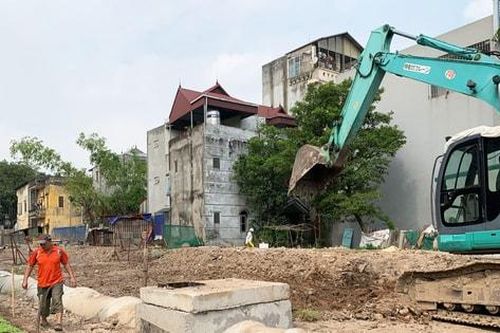 Chậm tiến độ một số tuyến đường tại quận Long Biên vì vướng mắc giải phóng mặt bằng