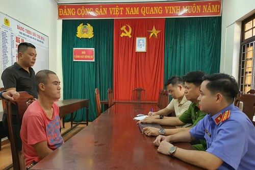 Hơn 12 giờ truy xét, công an bắt giữ kẻ cướp tài sản du khách