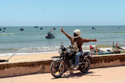 Tôi lái môtô 18.000 km, phượt xuyên Việt ở tuổi 24