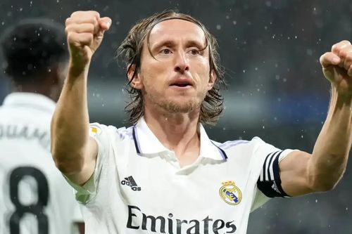 Modric đi vào lịch sử Real Madrid
