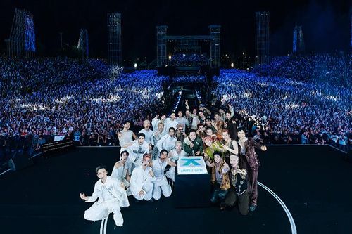 Khán giả bùng nổ với Anh Trai 'Say Hi' Concert 2024 Đêm 2