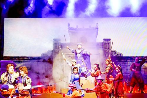 Sân khấu TPHCM: Dấu ấn từ những nghệ sĩ trẻ