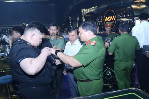 Đồng Nai: Phát hiện nhiều người dương tính với ma túy tại bar, vũ trường