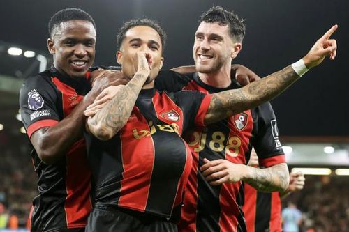 Arsenal thua đáng tiếc trước Bournemouth trong trận đấu thiếu người