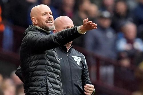 Erik ten Hag chỉ ra chính... trọng tài giúp MU ngược dòng Brentford