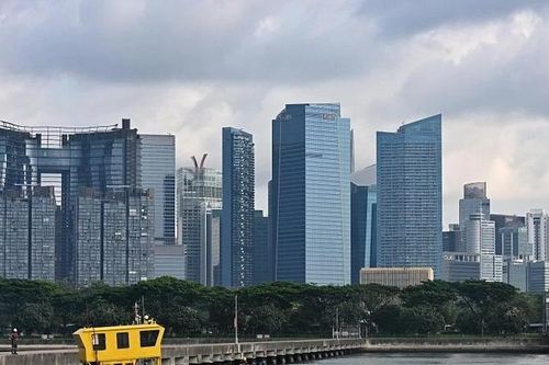 Singapore: Rò rỉ dầu từ đường ống ngoài khơi của Tập đoàn Sell