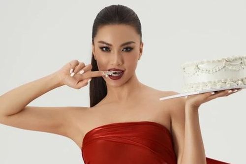 Á hậu Kim Duyên tung bộ ảnh đẹp rực rỡ chào đón tuổi 28