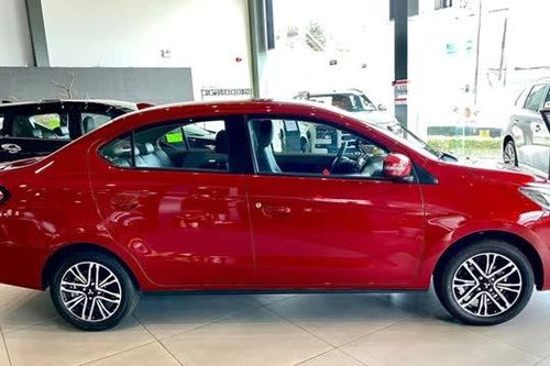 Đối thủ của Toyota Vios, Hyundai Accent giảm giá 'sập sàn' trong tháng 10