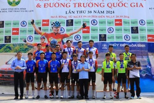 Đồng Nai giành 1 vàng, 1 bạc, 4 đồng tại Giải vô địch xe đạp đường trường quốc gia 2024
