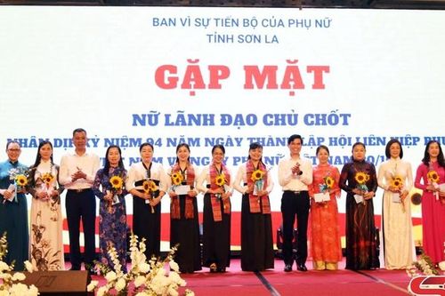 Gặp mặt nữ lãnh đạo chủ chốt nhân dịp Kỷ niệm 94 năm Ngày thành lập Hội LHPN Việt Nam