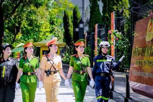 Nét đẹp nữ chiến sĩ Công an Thủ đô