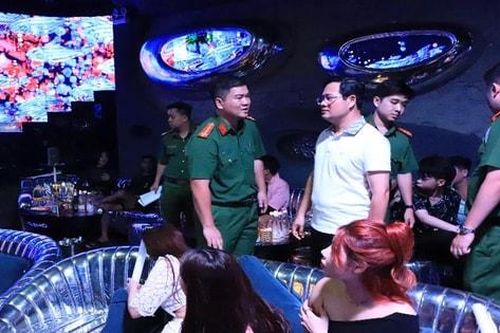 Kiểm tra 4 quán bar trá hình tại Đồng Nai, phát hiện nhiều vi phạm