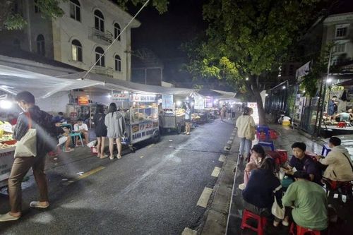 Ẩm thực đêm ở Cố đô Huế