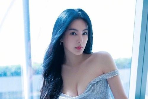 Trương Vũ Kỳ bị cắt sóng