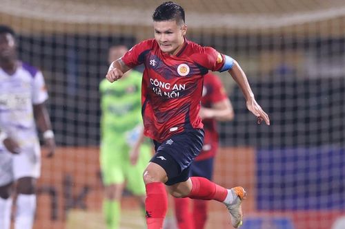 V-League 'ngay hàng, thẳng lối'