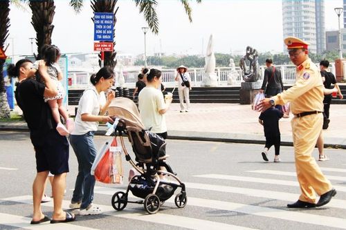 UBND TP Đà Nẵng chỉ đạo nóng về xử lý vướng mắc liên quan giao thông đô thị gắn với du lịch