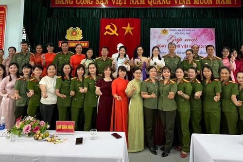 Phụ nữ Công an Quảng Nam, Quảng Trị tổ chức nhiều hoạt động chào mừng ngày Phụ nữ Việt Nam