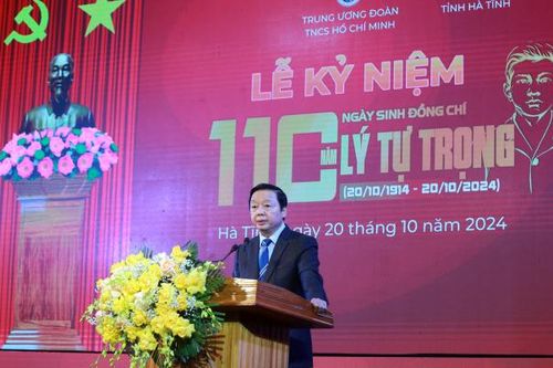 Ngọn cờ tiên phong để dân tộc tiến vào kỷ nguyên mới được trao cho thế hệ trẻ