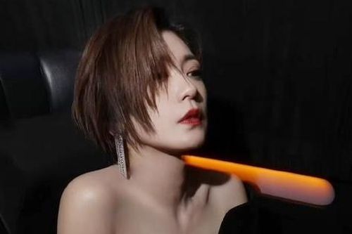 Tuổi 50 của Triệu Mẫn đẹp nhất màn ảnh