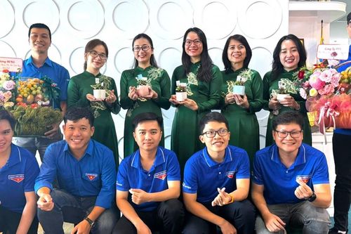 Tuổi trẻ PPS chào mừng ngày Phụ nữ Việt Nam 20/10