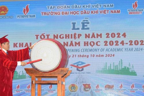 PVU tưng bừng khai giảng năm học mới 2024-2025
