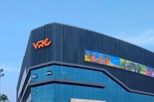 Cổ phiếu lao dốc, loạt lãnh đạo BĐS và Đầu tư VRC vội vàng thoái sạch vốn