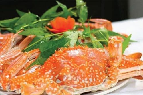 Hấp ghẹ thì nên để ghẹ úp hay ngửa? Hấp nước lạnh hay hấp nước nóng? Làm theo 4 bước này ghẹ sẽ tươi ngon mà không bị mất chân