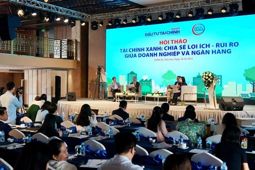 Nhận diện cơ hội và rủi ro để thúc đẩy tín dụng xanh