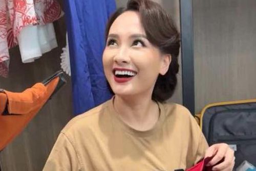 Bảo Thanh lộ diện hậu sự cố chấn thương phải ngồi xe lăn
