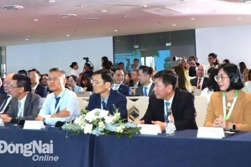 Khai mạc Diễn đàn và triển lãm kinh tế xanh 2024