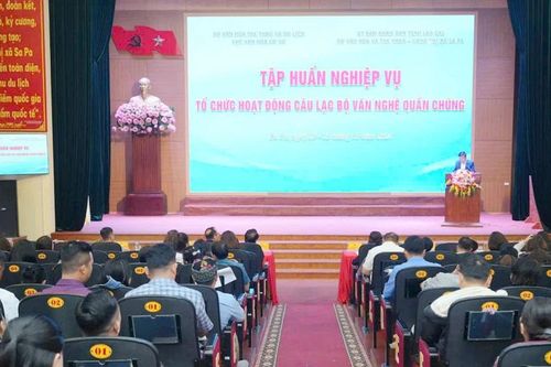 Tập huấn nghiệp vụ tổ chức hoạt động Câu lạc bộ văn nghệ quần chúng