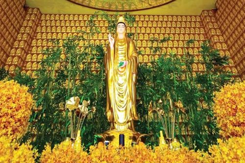 Bồ-tát Quán Thế Âm trong văn hóa tín ngưỡng của người Việt