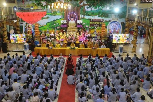 Ban Hướng dẫn Phật tử GHPGVN TP.HCM thăm, sách tấn đạo tràng chùa Pháp Tạng và tu viện Tường Vân