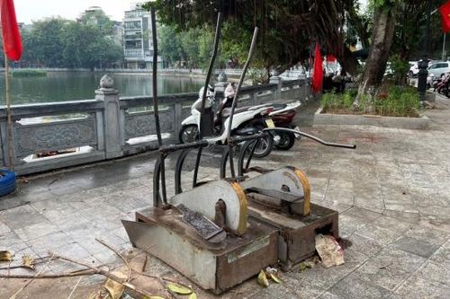 Hà Nội: Nhiều công viên thiếu hụt thiết bị tập luyện
