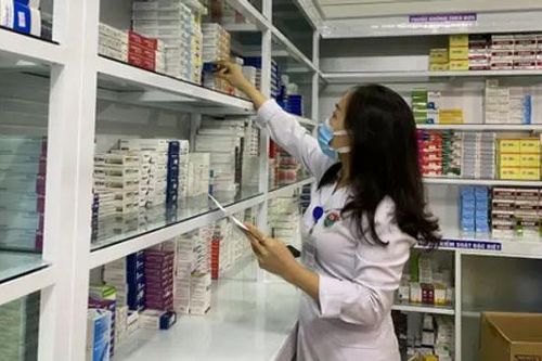 Đề xuất cấp thuốc bảo hiểm dài ngày cho người bệnh
