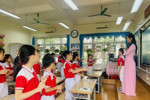 Quảng Ninh: Ứng dụng công nghệ thông tin trong dạy học Tiếng Anh
