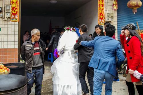 35 triệu đàn ông ế vợ, Trung Quốc tranh cãi việc 'nhập khẩu cô dâu'