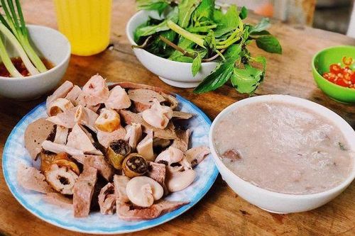 Những quán lòng lợn ngon nức tiếng quận Hoàng Mai, Hà Nội